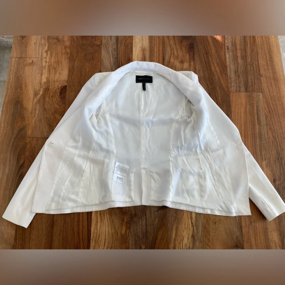 BCBG “Fay” Blazer in Gardenia - Picture 9 of 13